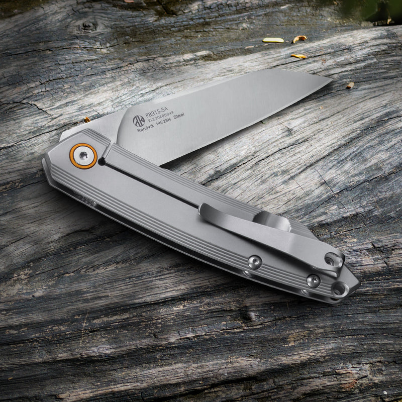 Navaja Ruike P831S-SA (Color Plata)